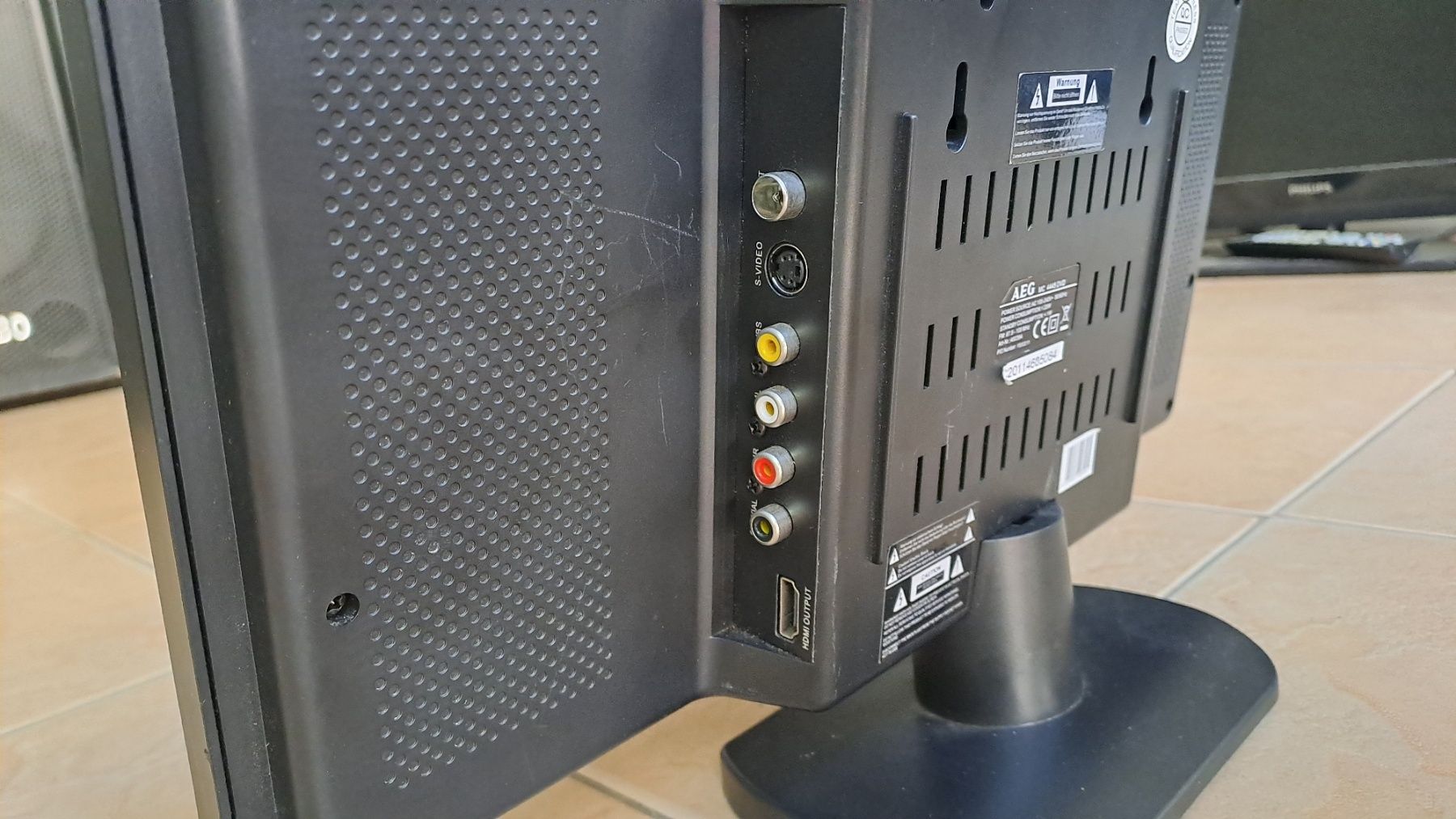 AEG мини аудио компактна система с USB,CD,Radio и дистанционно-90лв