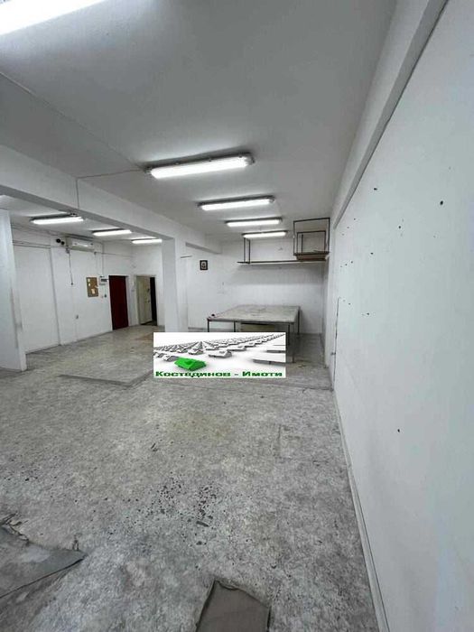 Складово помещение в гр. Пловдив - Индустриална Зона Тракия!