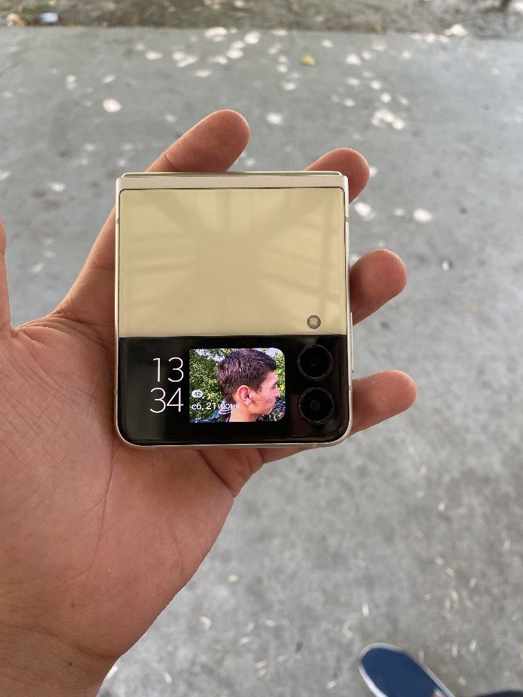 Samsung z flip 3