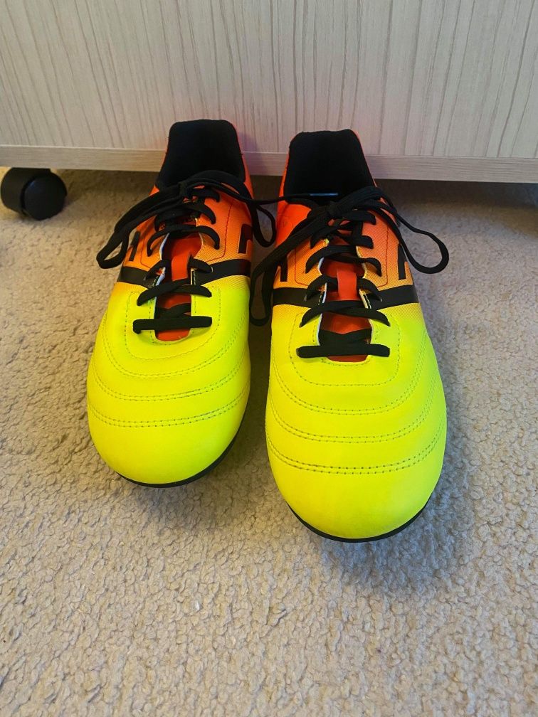 Pantofi adidasi sport/fotbal/sintetic