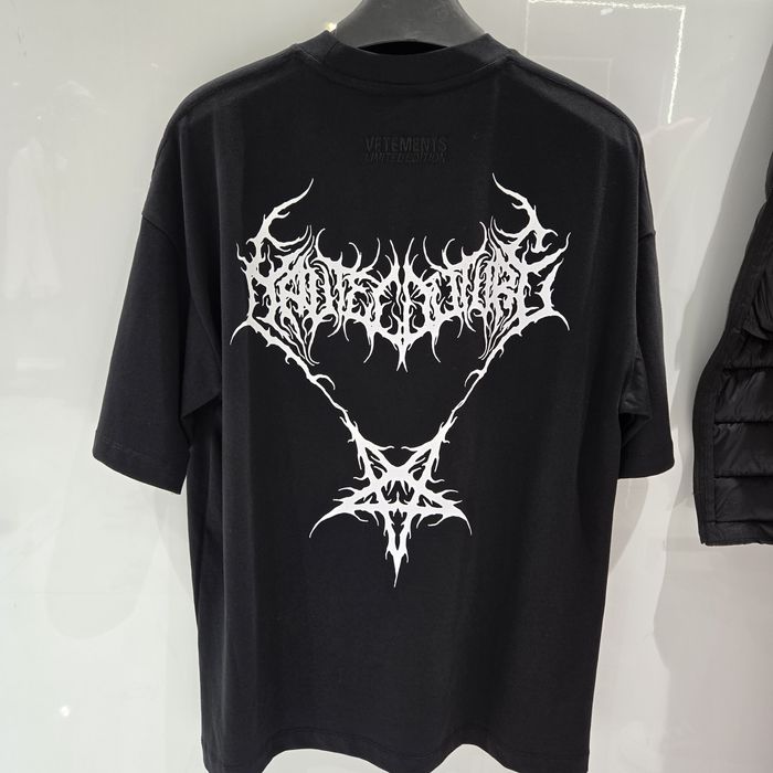 Мъжка тениска VETEMENTS