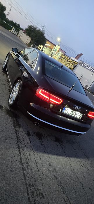 Audi a8 an 2011  S 8