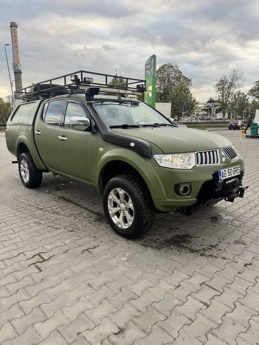 Mitsubishi L200 raptor