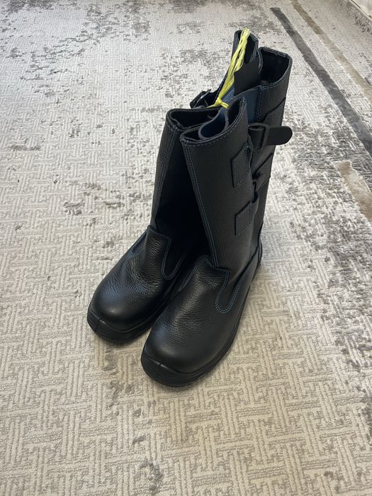 Продам зимние спецсапоги