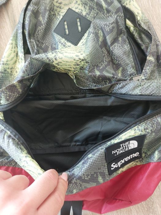 Раница the north face supreme