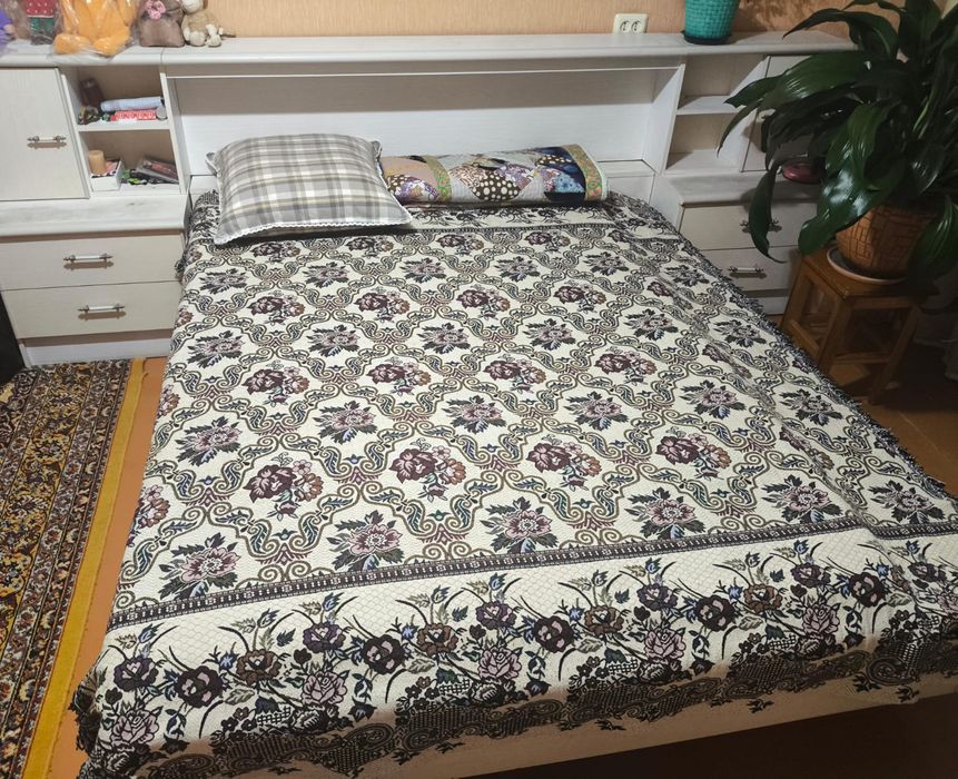 Продается кровать