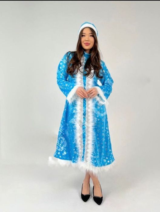 Костюмы Деда мороза и Снегурочки