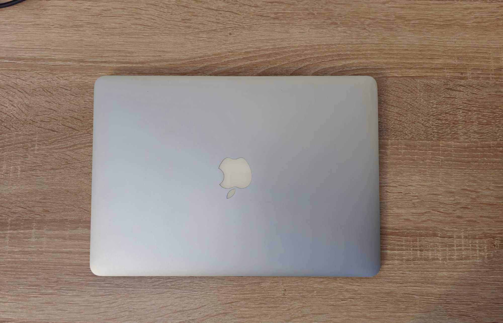 MacBook Air 13,3 серый (2012)