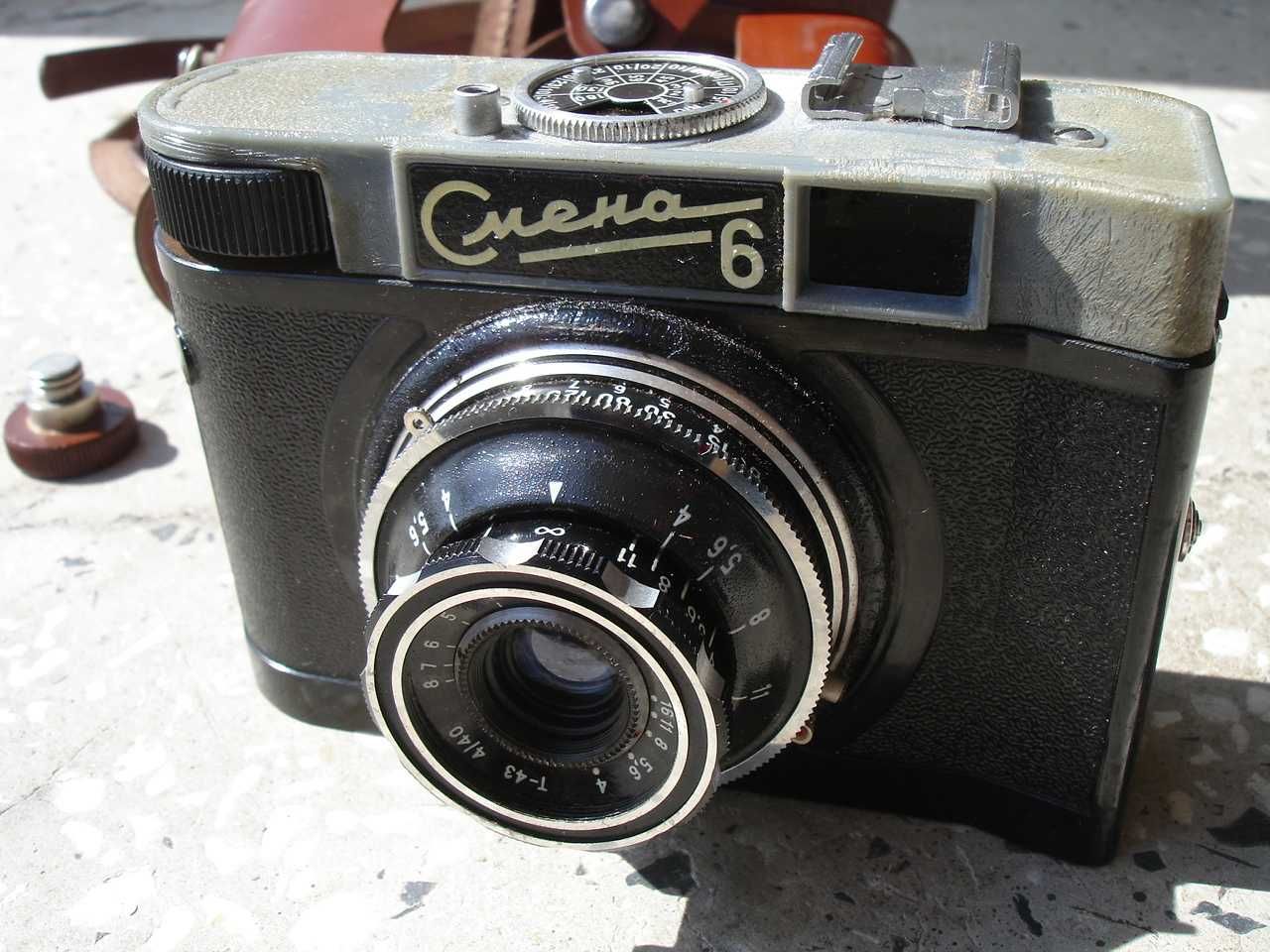 Смена 6 - класически руски фотоапарат, произведен в СССР