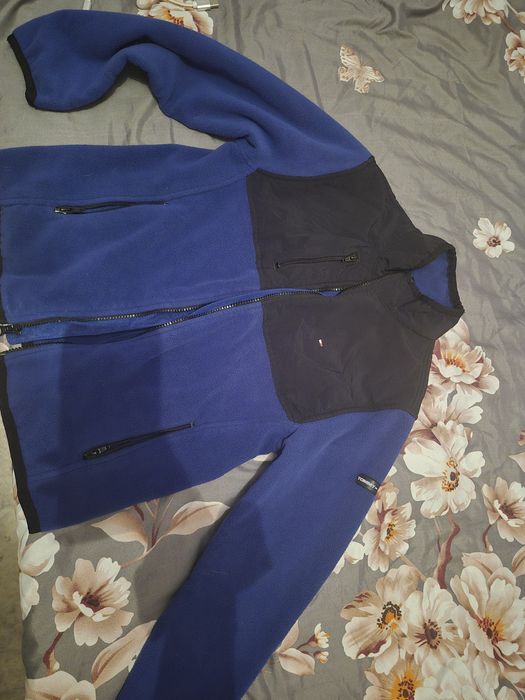 Tommy Hilfiger страхотно якенце