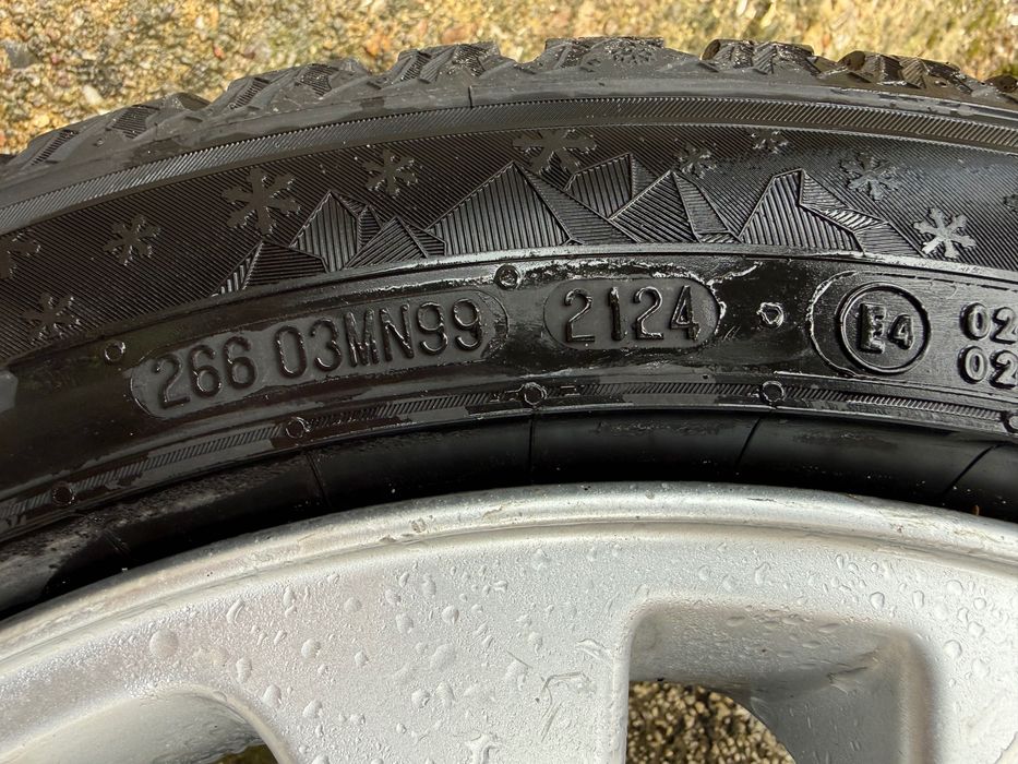 4бр.BMW 17 джанти с нови зимни гуми