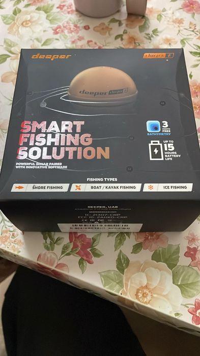 Sonar Deeper chirp+2 cu suport navomodel plus suport telefon