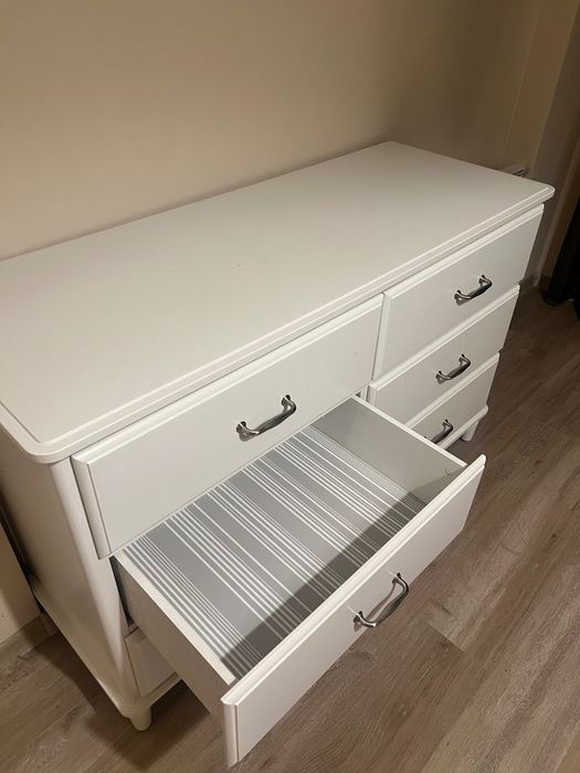 Скрин шест чекмеджета от Ikea