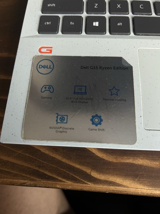 Гейминг лаптоп Dell G15