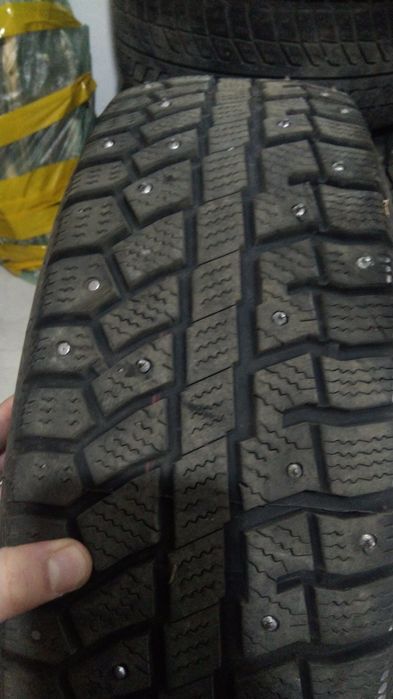 Зимняя 2 баллона с шипами, 185 65 R15
