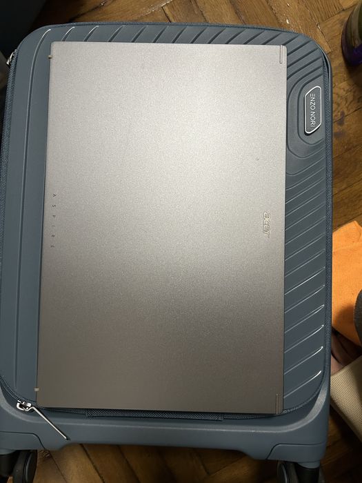 Acer Aspire 5 – почти неупотребяван, 15.6”, идеален за работа и учене