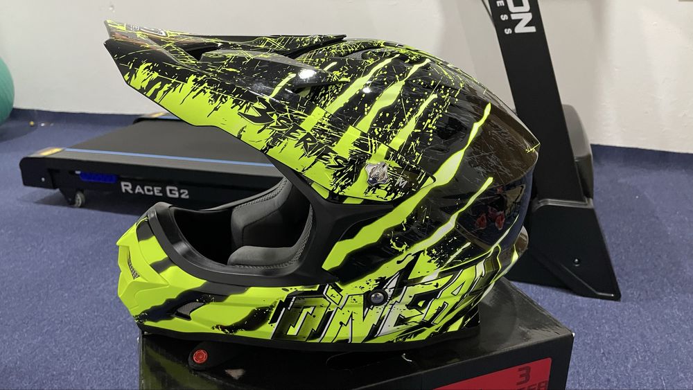 Каска Oneal Mercury