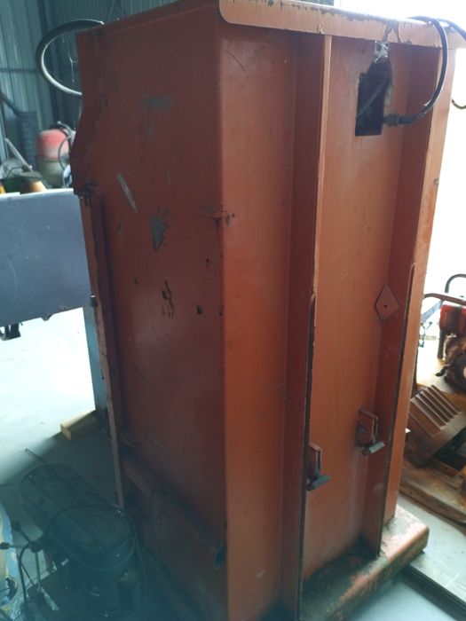 Presa deseuri, carton, plastic