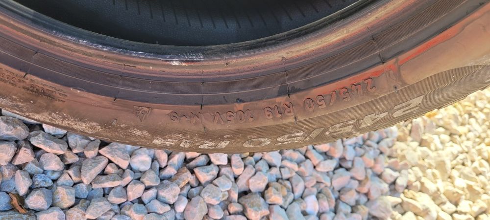 Vând cauciucuri de iarna