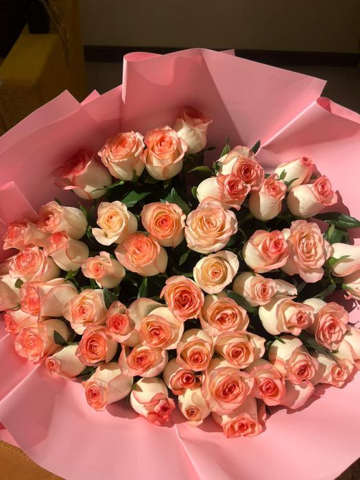 Букет / цветы/ свежие розы