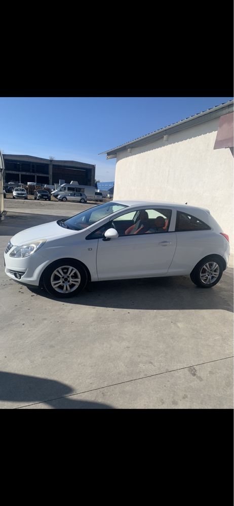 Opel corsa 1.2 benzina