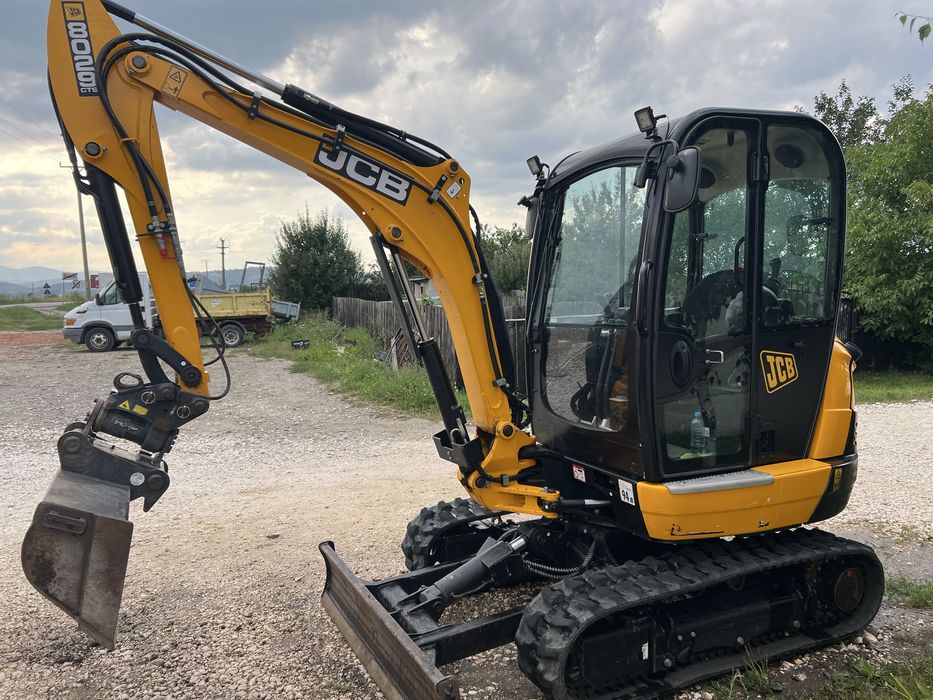 Miniexcavator JCB 300 ore fab 2025 ,compatibil bobcat kubota caterpila