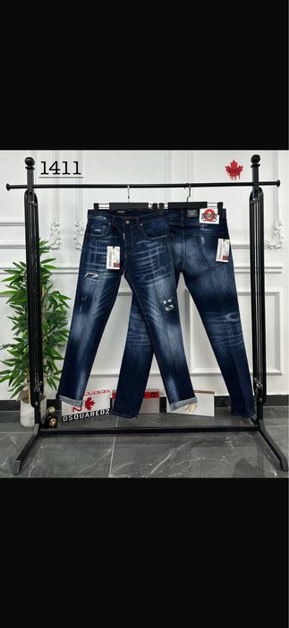 Blugi Dsquared 2 de calitate