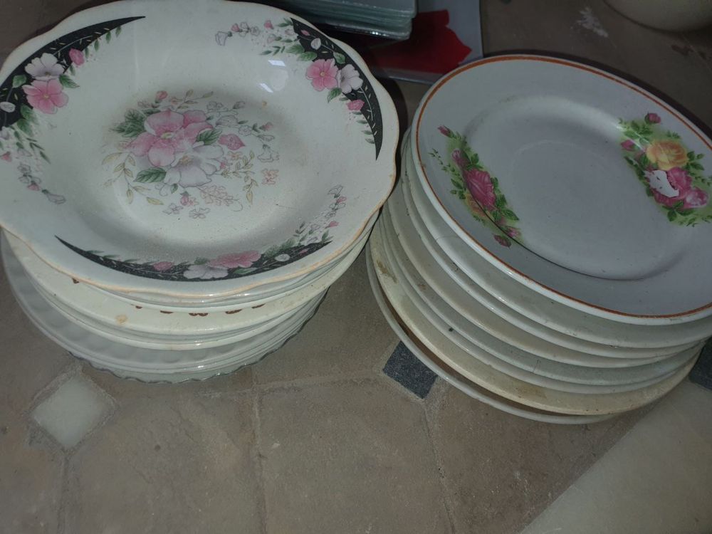 Посуда разные тарелки тавокча