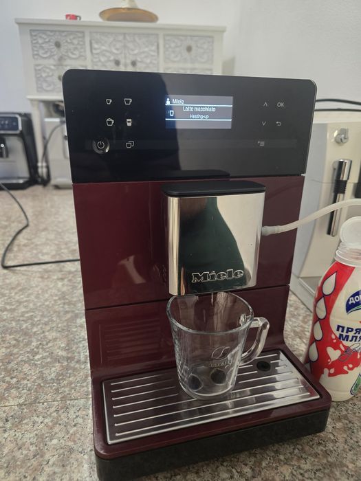 Кафемашина Miele CM5310