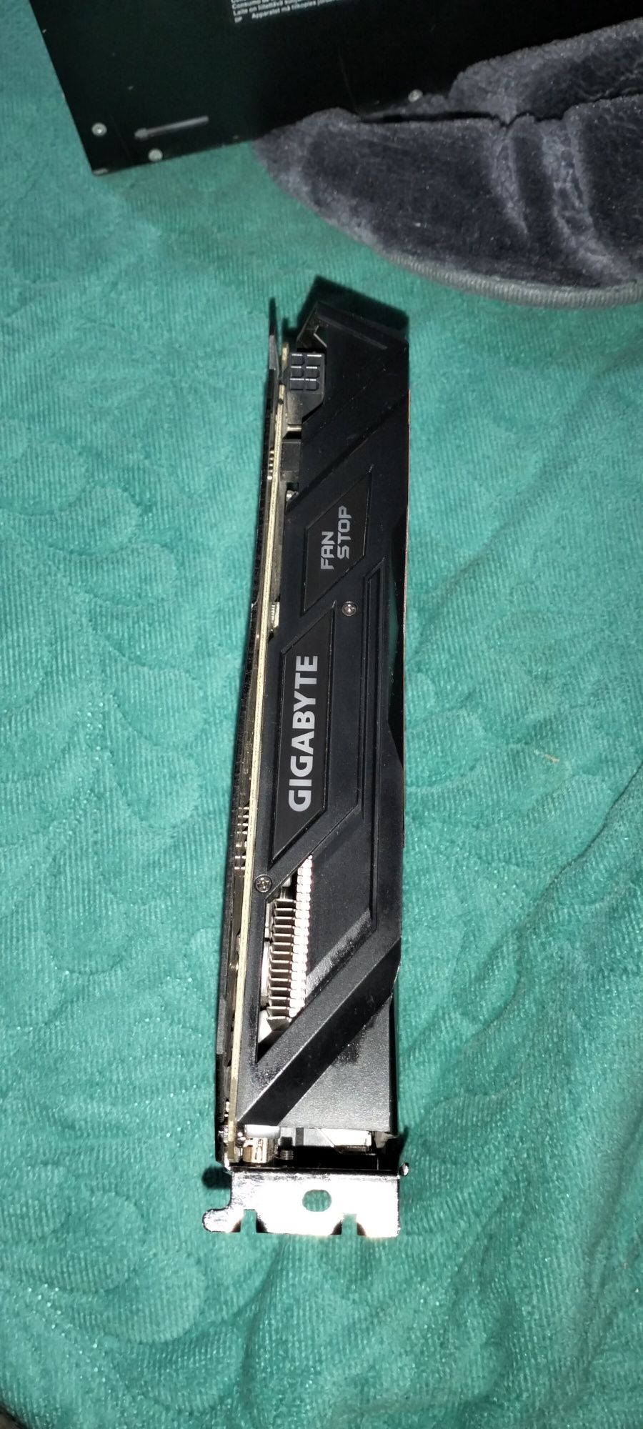 Vand Placa video GIGABYTE GeForce GTX 1050 Ti G1 GAMING 4GB DDR5 128-b