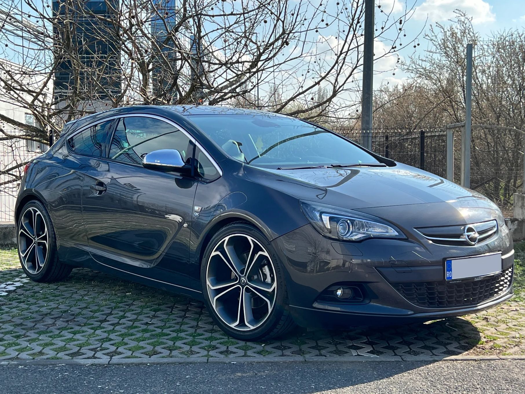 Opel Astra Opel Astra GTC OPC Line