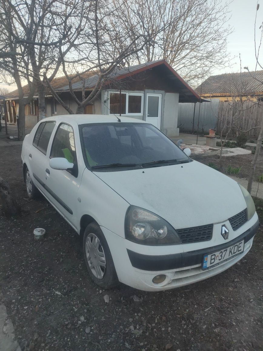 Vând Renault Clio 2