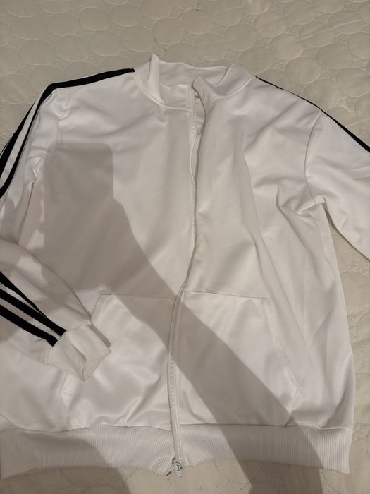 продам женскую одежду