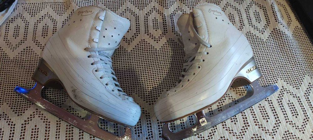 Кънки за фигурно пързаляне Edea overture 240