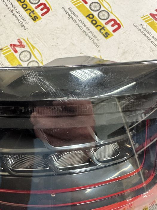 Stop lampa spate stanga pe aripa Range Rover Sport facelift 2019-2023