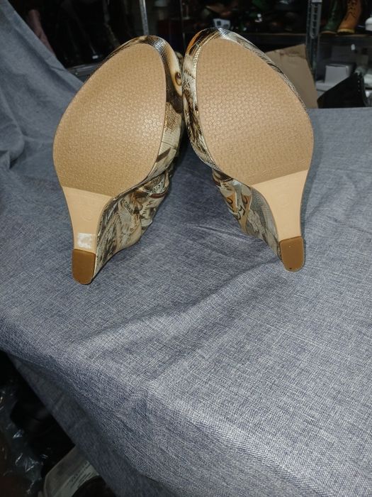 Cizme damă mărimea 37 din piele naturală – cu imprimeu artistic