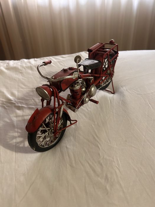 Vand set de jucari sau binelo-uri vechi de colectie