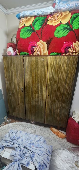 Шкаф, шифоньер советский в хорошем состоянии
