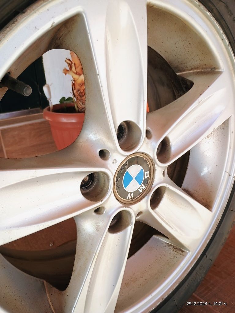 Оригиналнални джанти за BMW с зимни гуми  205 55 16