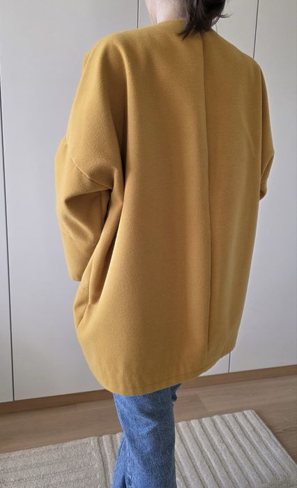 Palton din 100% lana, decorat cu lana impaslita cu acul, marime S-M-L