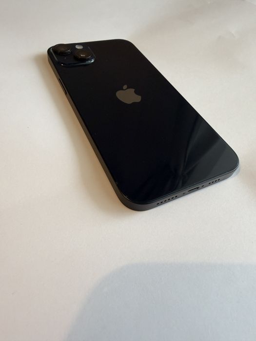 Iphone 14 plus Midnight si Starlight