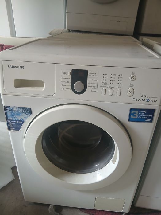 Kir yuvish mashinalari sotiladi