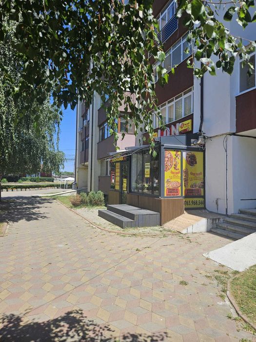 Spatiu de închiriat,  Oraș Titu, ultra central, 85 mp, 380V!
