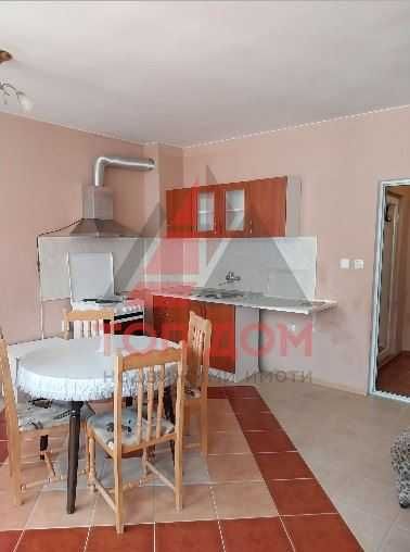 Дава се под наем Двустаен апартамент в Варна, Център - 60 кв.м за 408 € - Снимка #2