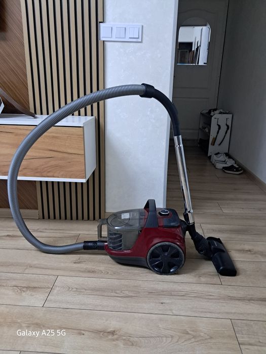 Продам пылесос "техномир 2200w"