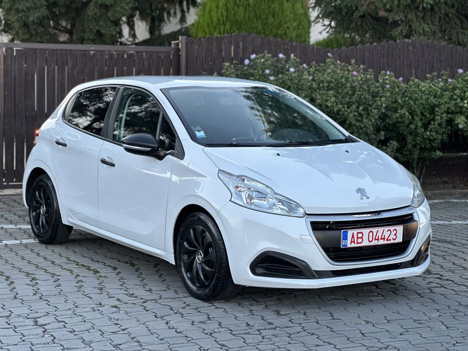 Peugeot 208 2016