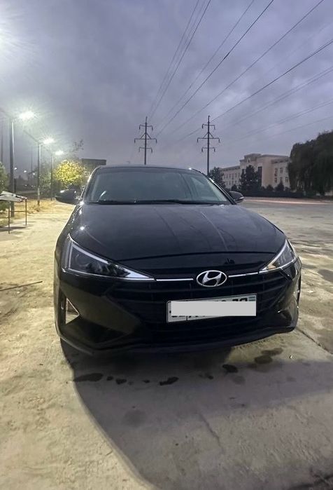 Hyundai Elantra 2020 yil