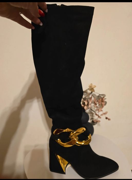 Cizme piele intoarsa