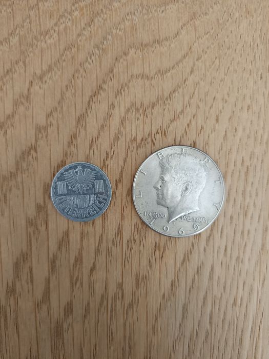 Vând  dolari din anul 1995 F6 
Cu seria F54223939 A
Statele Unite al