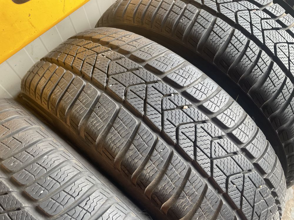 4бр. Pirelli Sottozero 3 225/55/17, 7мм, ДОТ 2018/2020